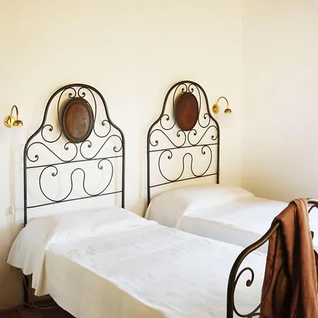 Casa Delle Aque * بمونتيكاتيني فال دي سيسينا